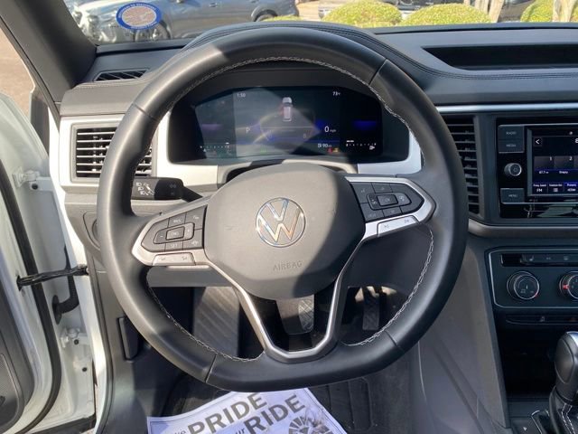 Used 2022 Volkswagen Atlas Cross Sport SE image 16