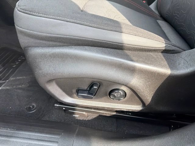 Used 2018 Jeep Renegade Trailhawk w/ Popular Equipment Group AWD/4WD image 11