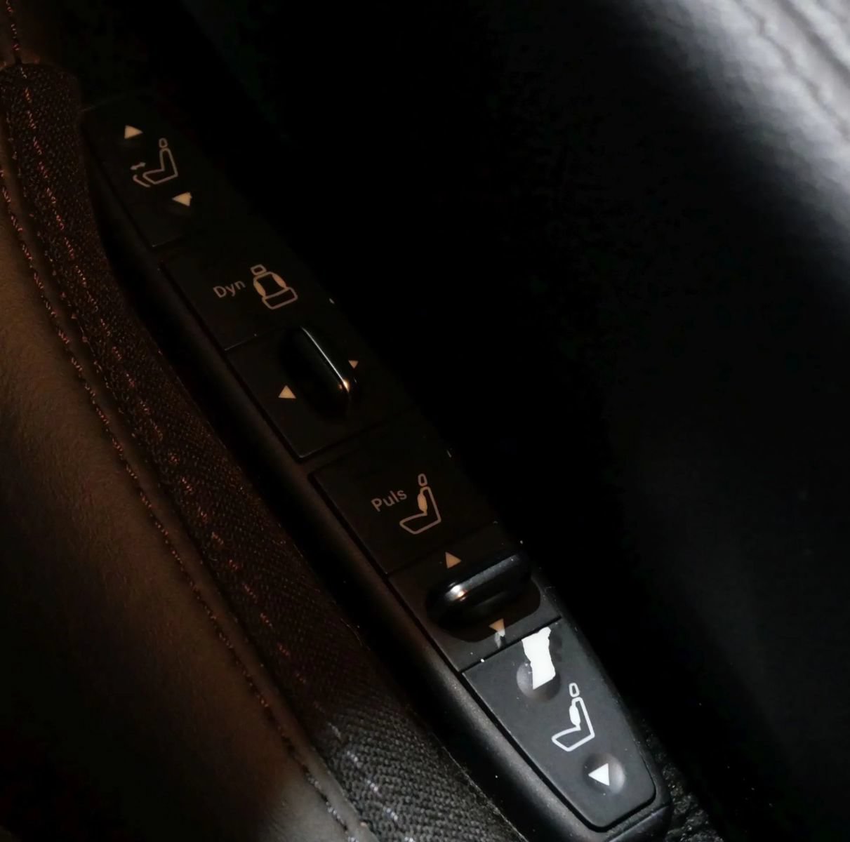Used 2013 Mercedes-Benz CLS 63 AMG image 25