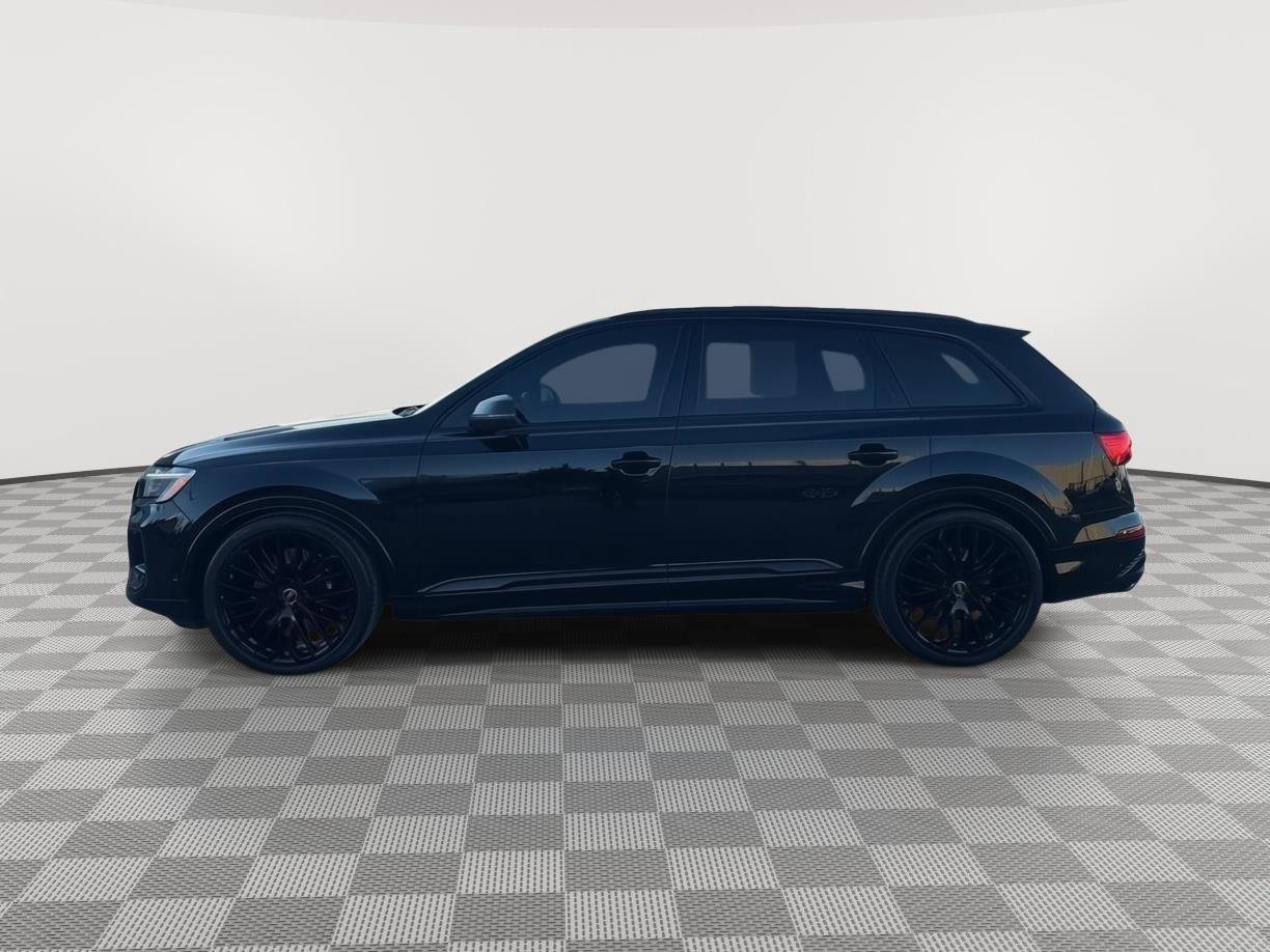 Certified 2025 Audi SQ7 Prestige w/ Prestige Package AWD/4WD image 2