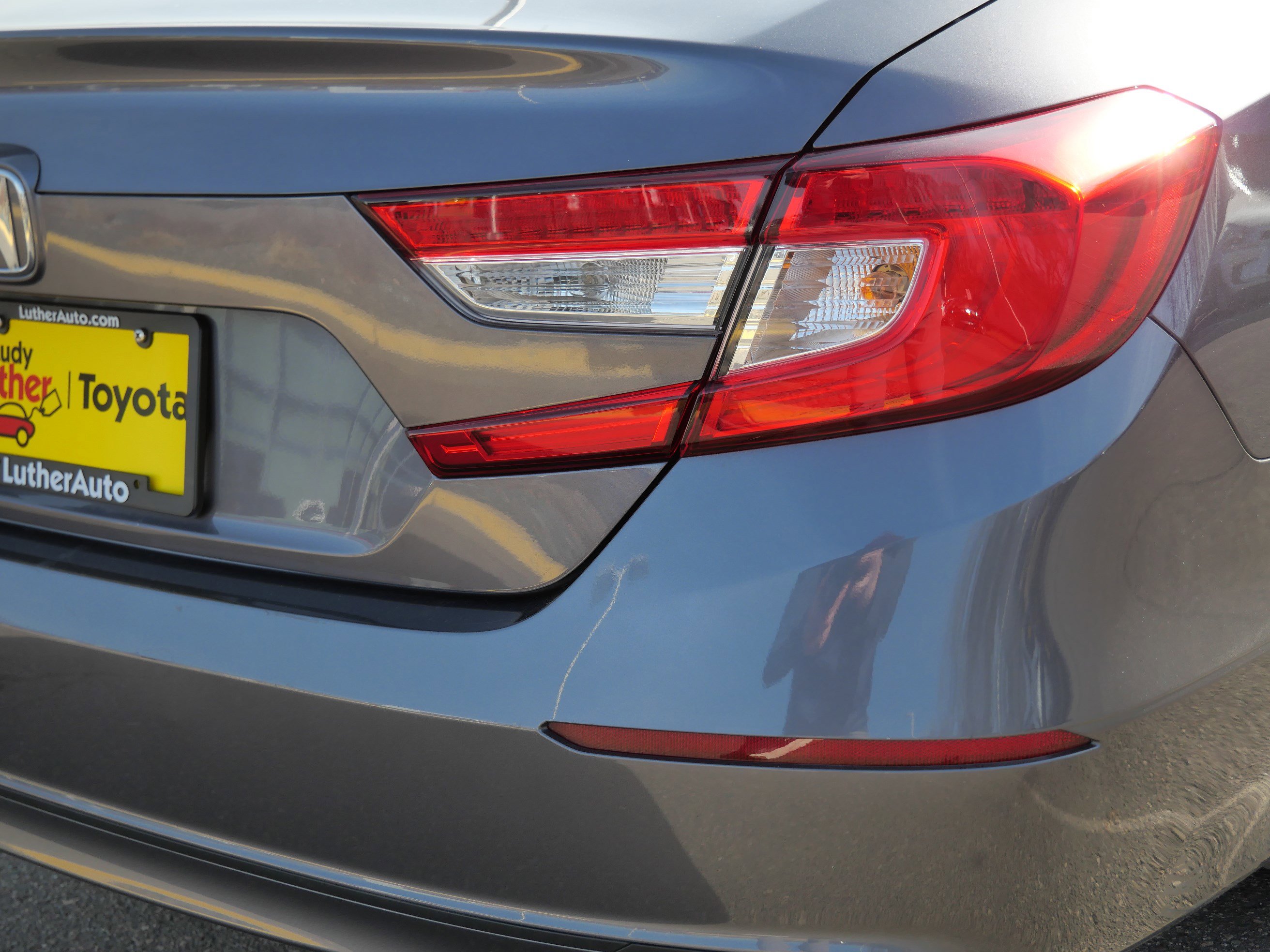 Used 2018 Honda Accord LX image 17