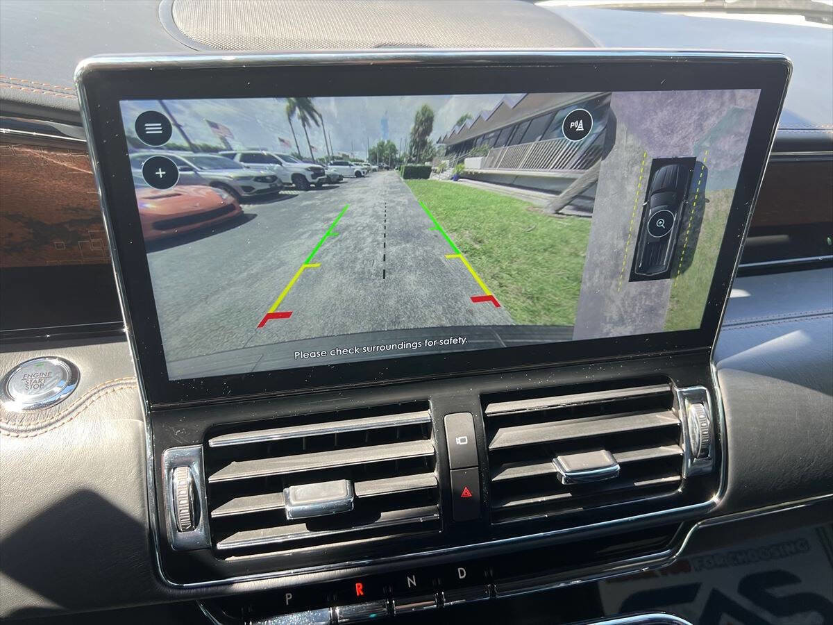 Used 2022 Lincoln Navigator Black Label image 14