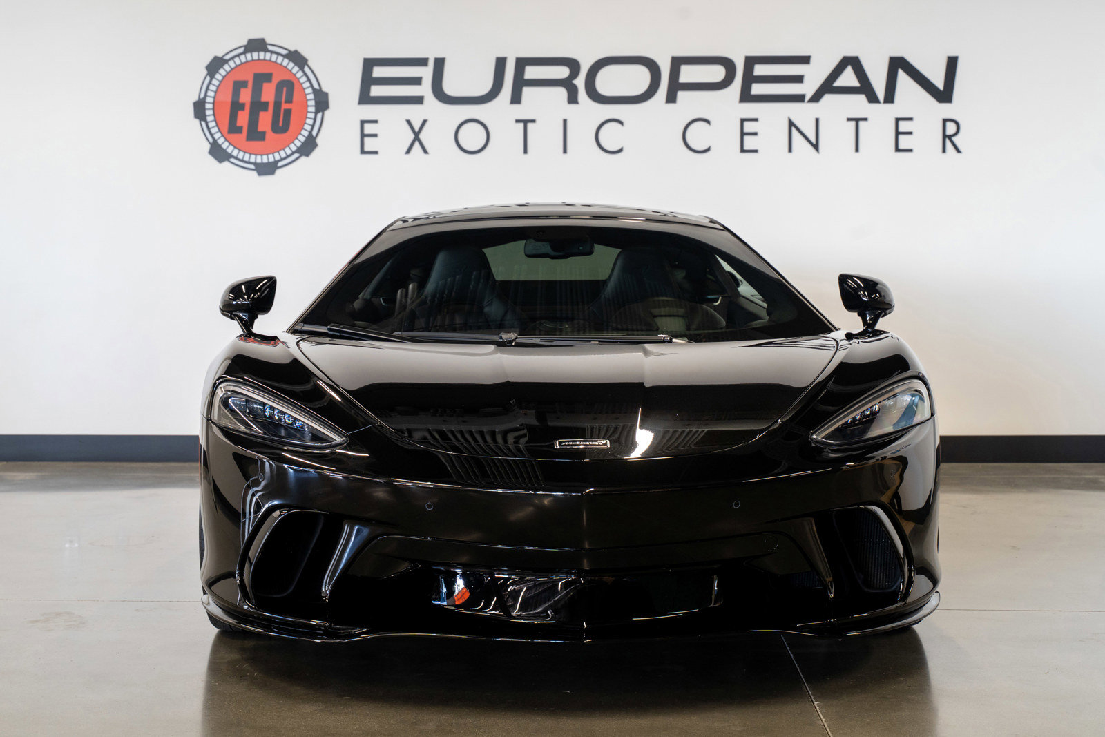 Used 2025 McLaren GTS RWD image 11