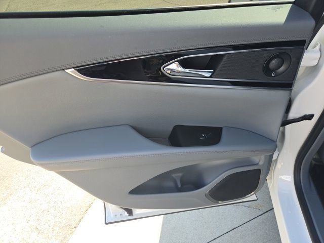 Used 2021 Lincoln Nautilus Reserve FWD image 26