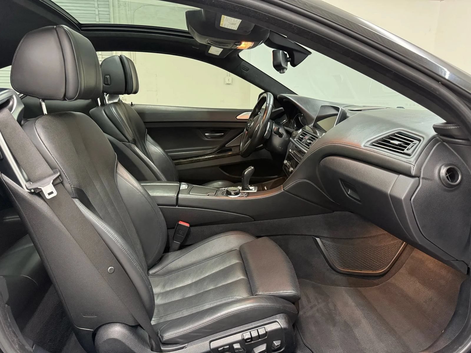 Used 2017 BMW 650i Coupe RWD image 9