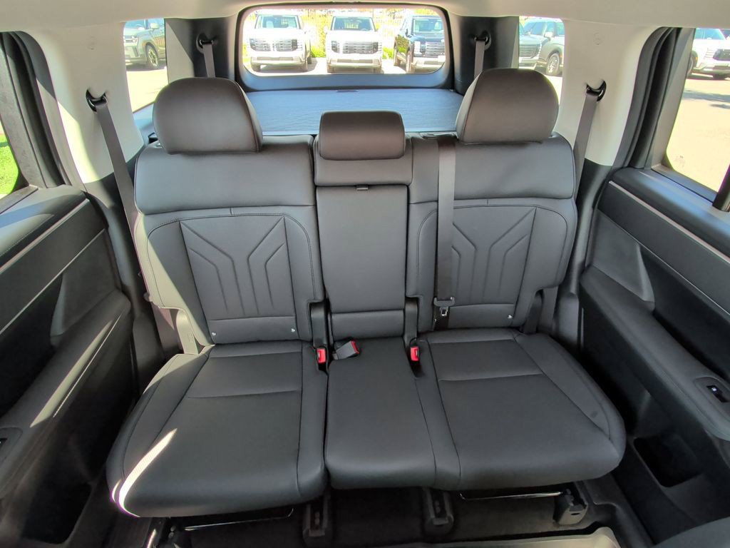 New 2026 Hyundai Santa Fe XRT AWD/4WD image 13