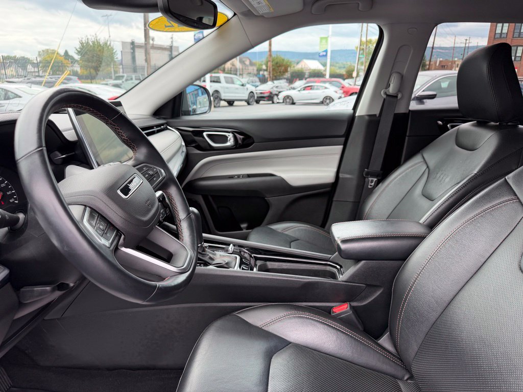 Used 2022 Jeep Compass Limited AWD/4WD image 5
