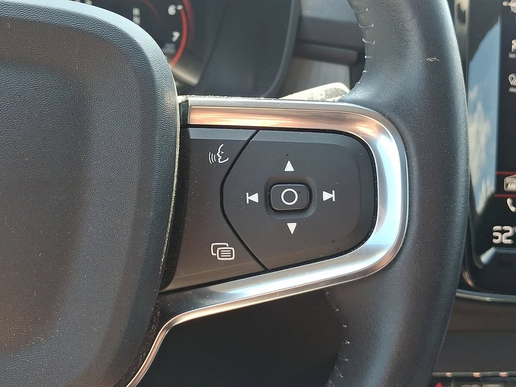 Used 2021 Volvo XC40 T5 Inscription w/ Climate Package AWD/4WD image 23