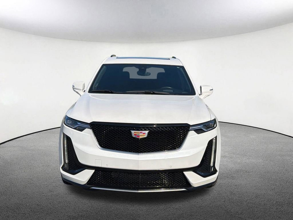 Used 2024 Cadillac XT6 Sport w/ Technology Package AWD/4WD image 23