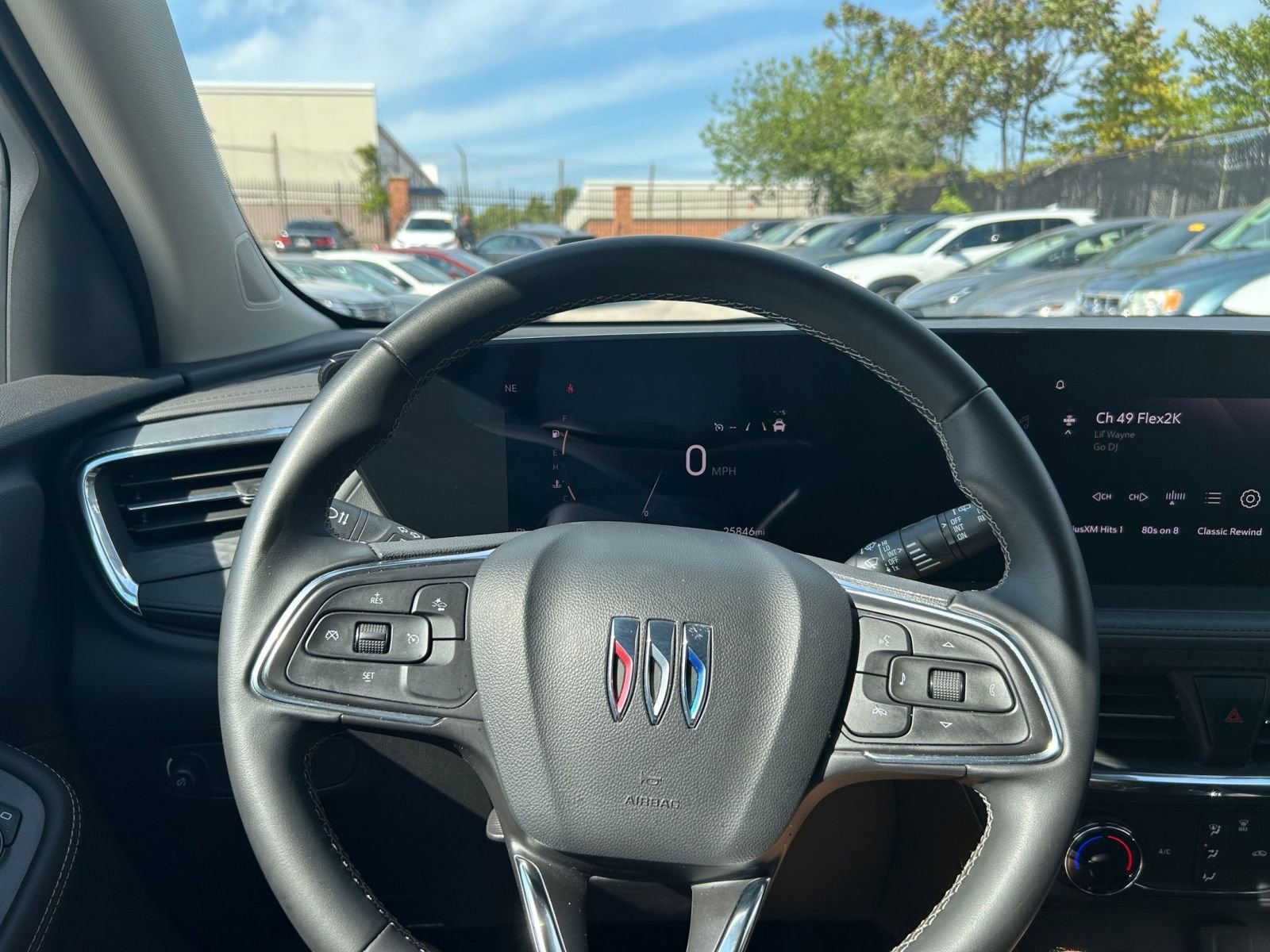 Used 2025 Buick Encore GX Preferred FWD image 29