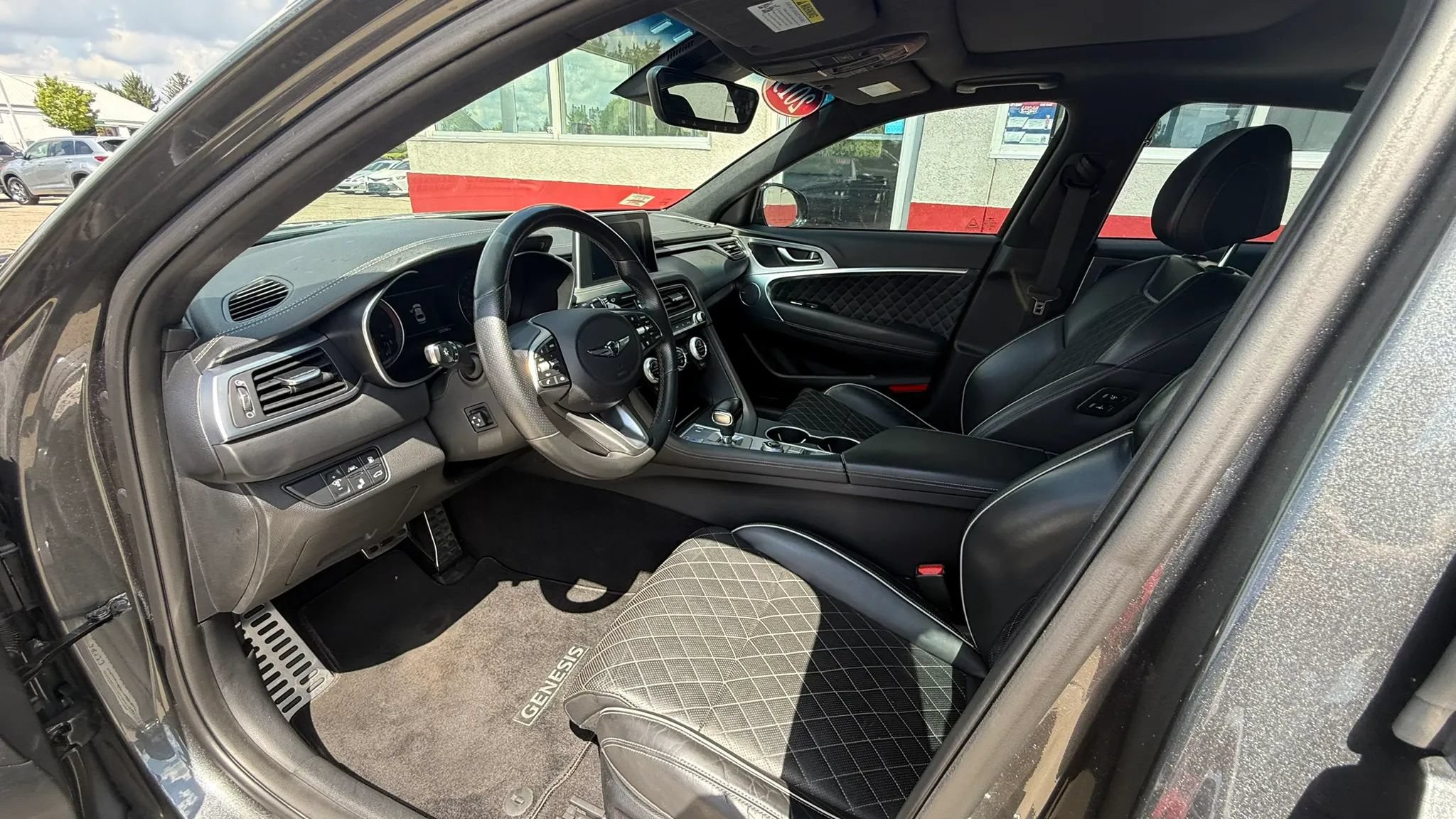 Used 2019 Genesis G70 2.0T Advanced w/ Sport Package AWD/4WD image 9