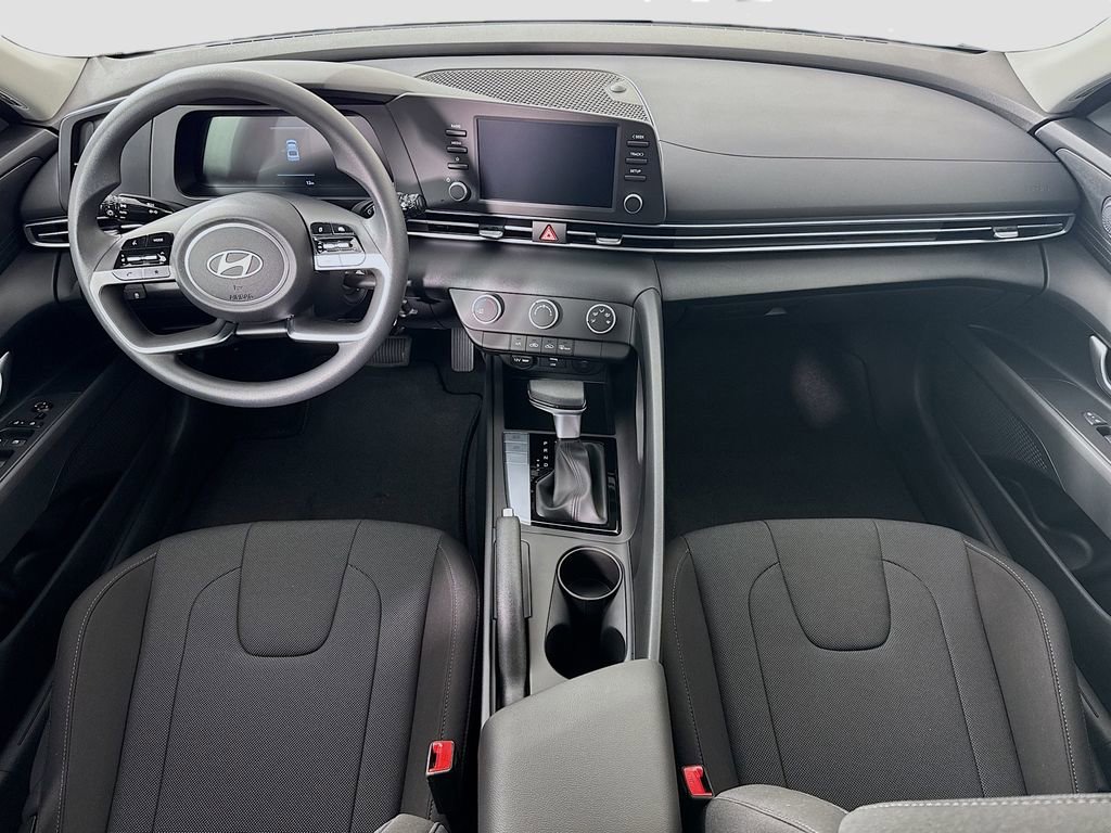 New 2026 Hyundai Elantra SE image 36