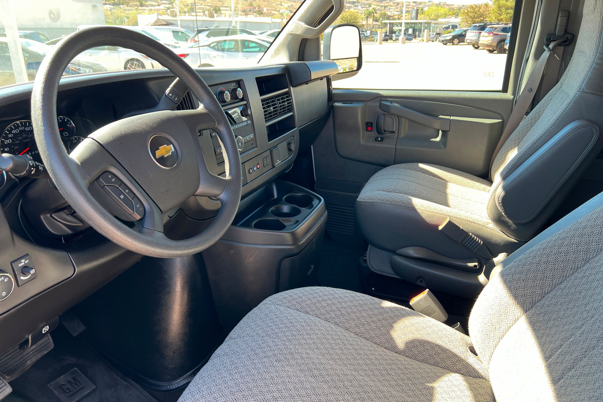 Certified 2024 Chevrolet Express 3500 LT w/ LT Preferred Equipment Group image 16