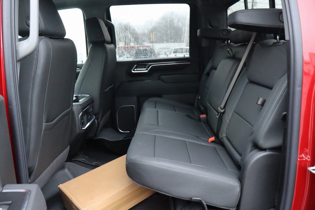 New 2026 Chevrolet Silverado 2500 LTZ w/ LTZ Convenience Package image 21