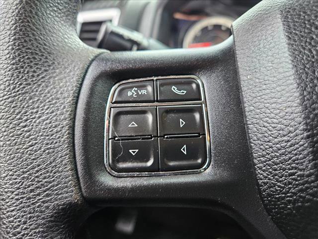 Used 2018 RAM 1500 Classic SLT image 12