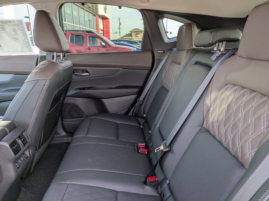 New 2026 Nissan Murano Platinum w/ Cargo Package AWD/4WD image 13