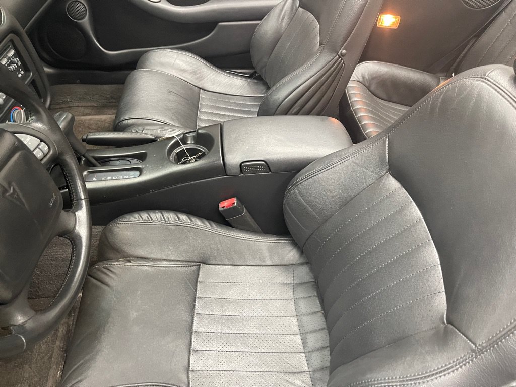 Used 2000 Pontiac Firebird Trans Am RWD image 24