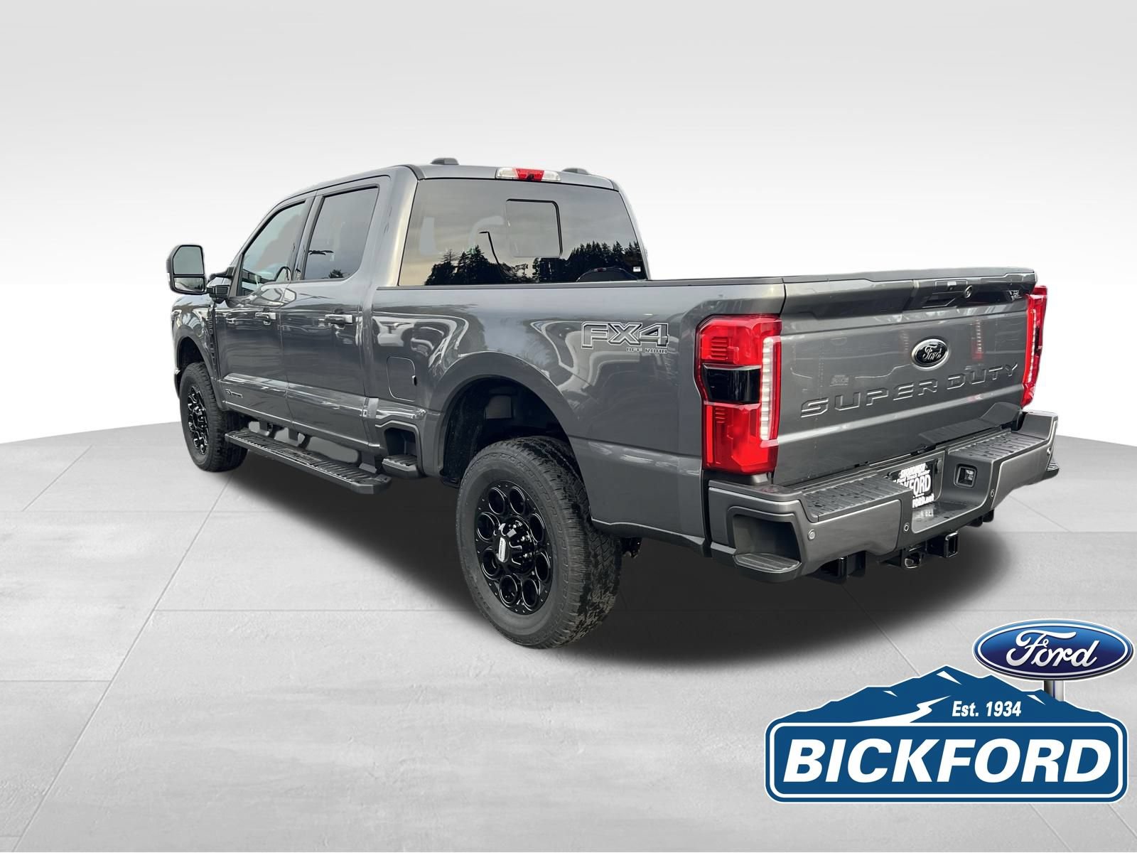 New 2026 Ford F250 XLT w/ XLT Premium Package AWD/4WD image 8