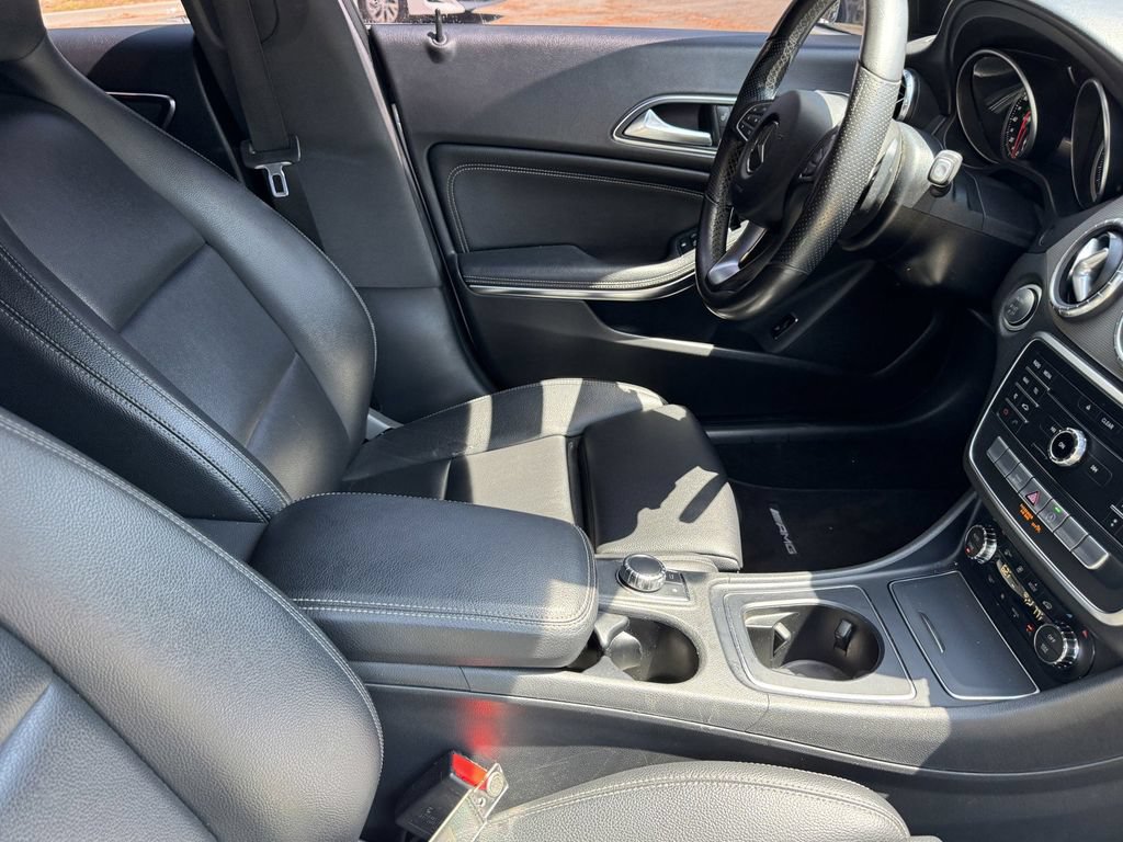 Used 2018 Mercedes-Benz CLA 250 image 8