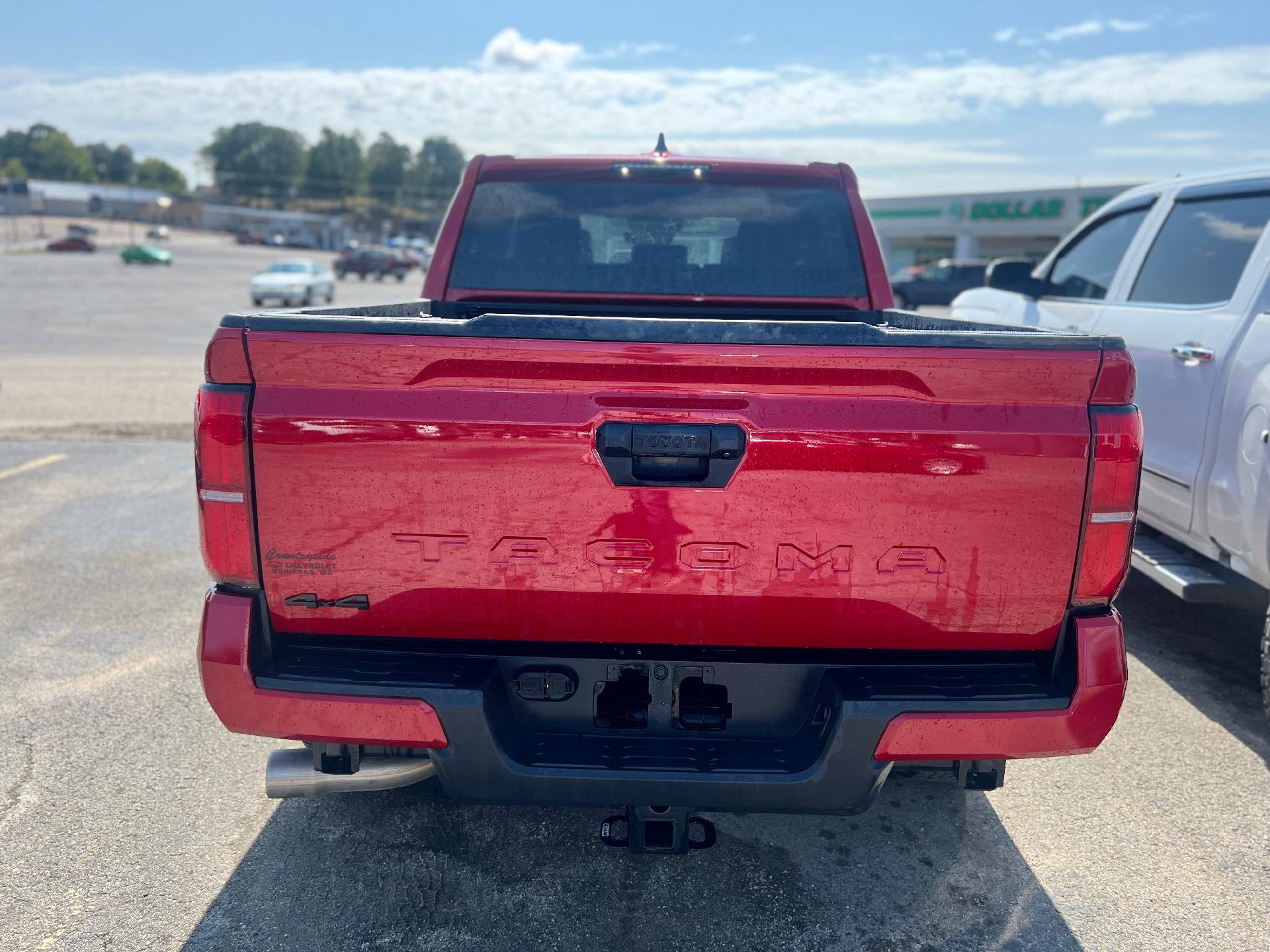 Used 2024 Toyota Tacoma TRD Sport image 3