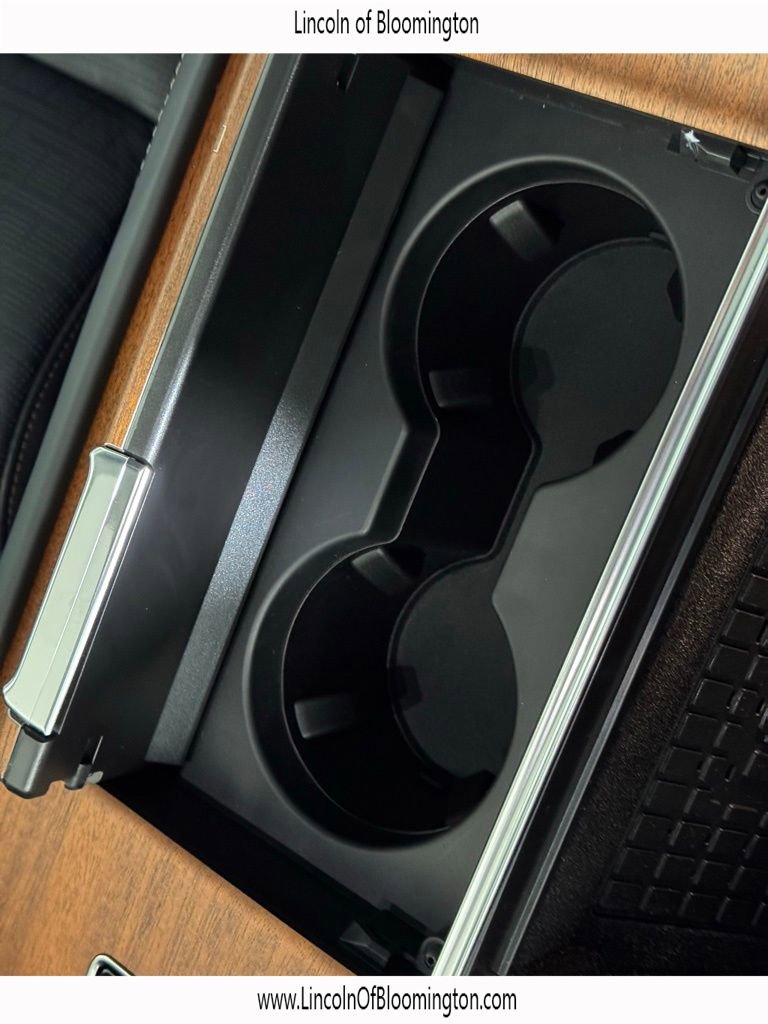 New 2025 Lincoln Navigator L Black Label image 36