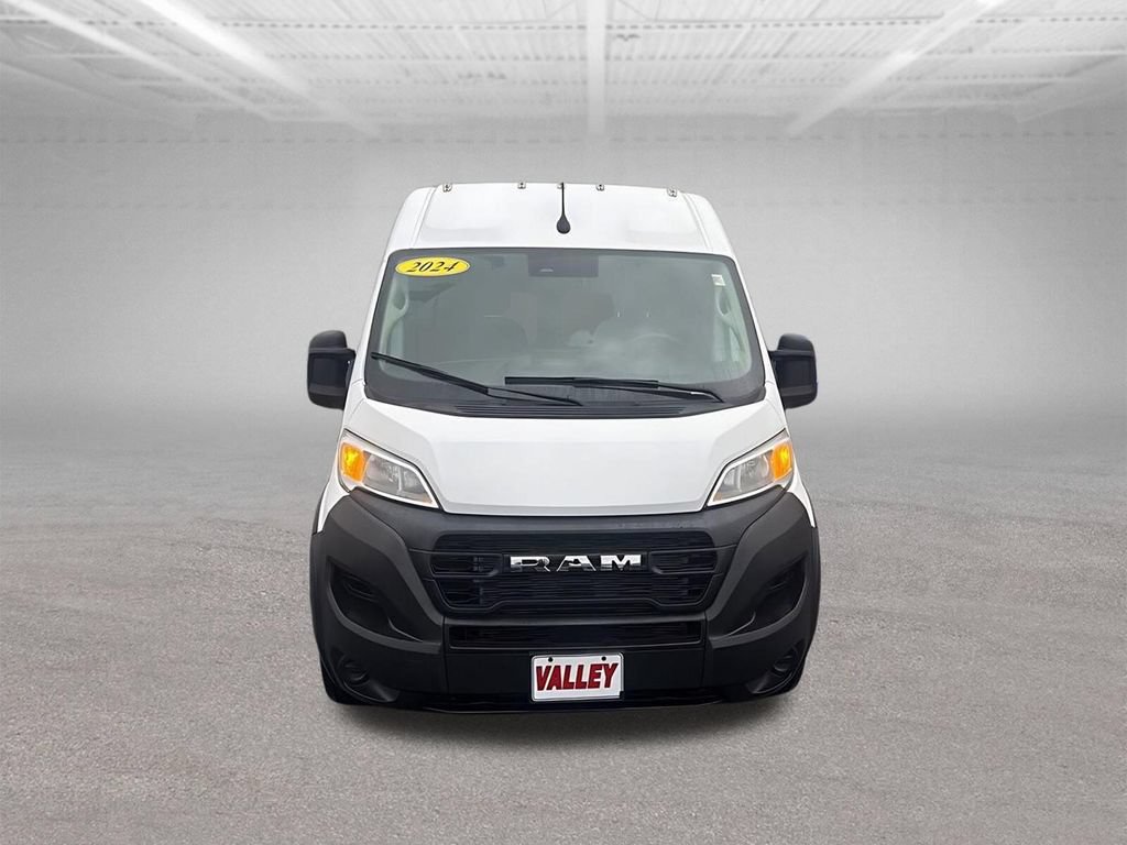 Used 2024 RAM ProMaster 2500 FWD image 2