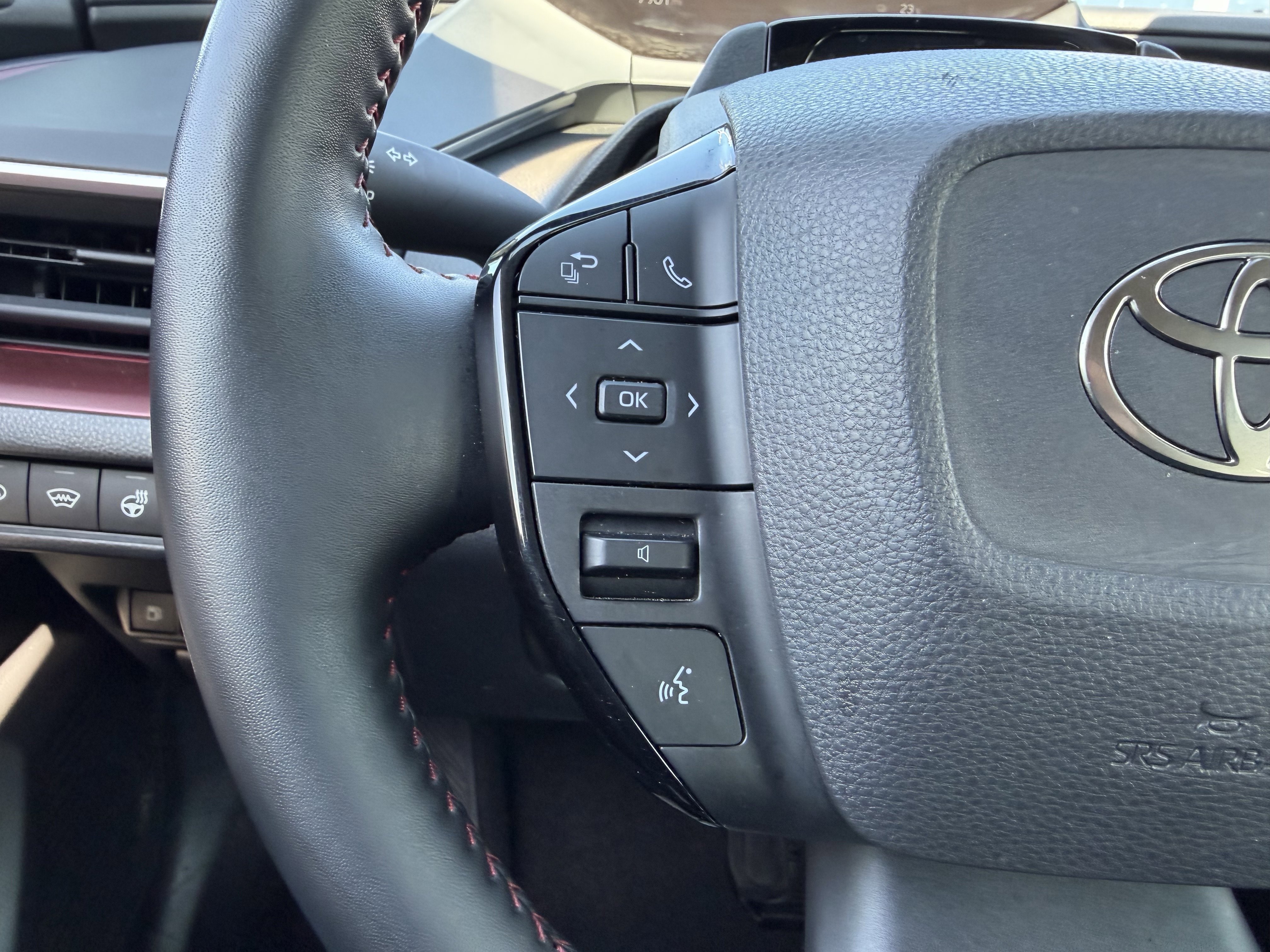 Used 2024 Toyota Prius Prime image 25