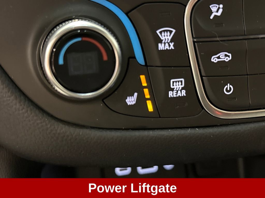 Used 2023 Chevrolet Equinox RS AWD/4WD image 16