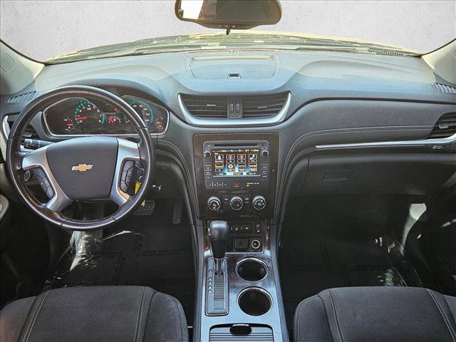 Used 2017 Chevrolet Traverse LT w/ Style and Technology Package image 17