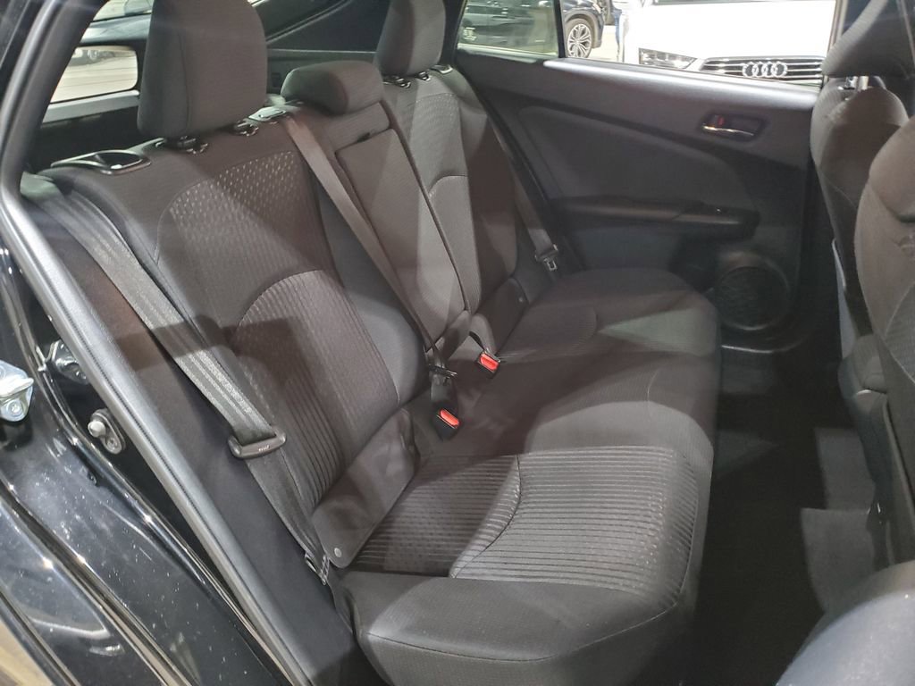 Used 2016 Toyota Prius Three image 19