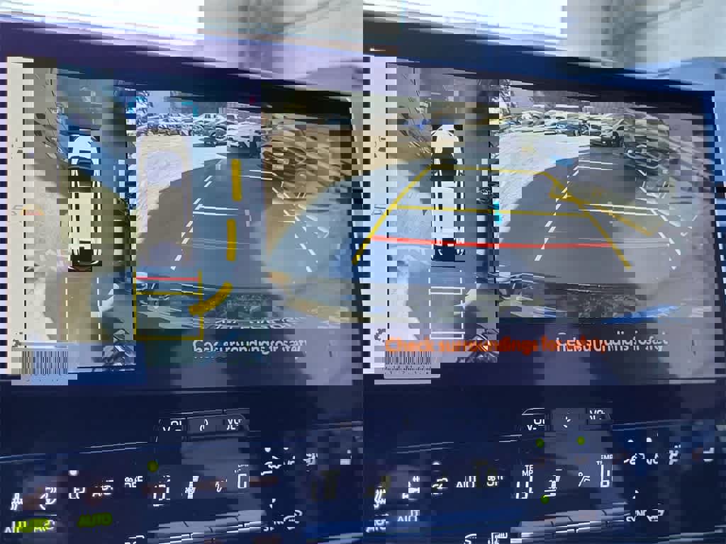 Certified 2024 Subaru Solterra Limited image 18