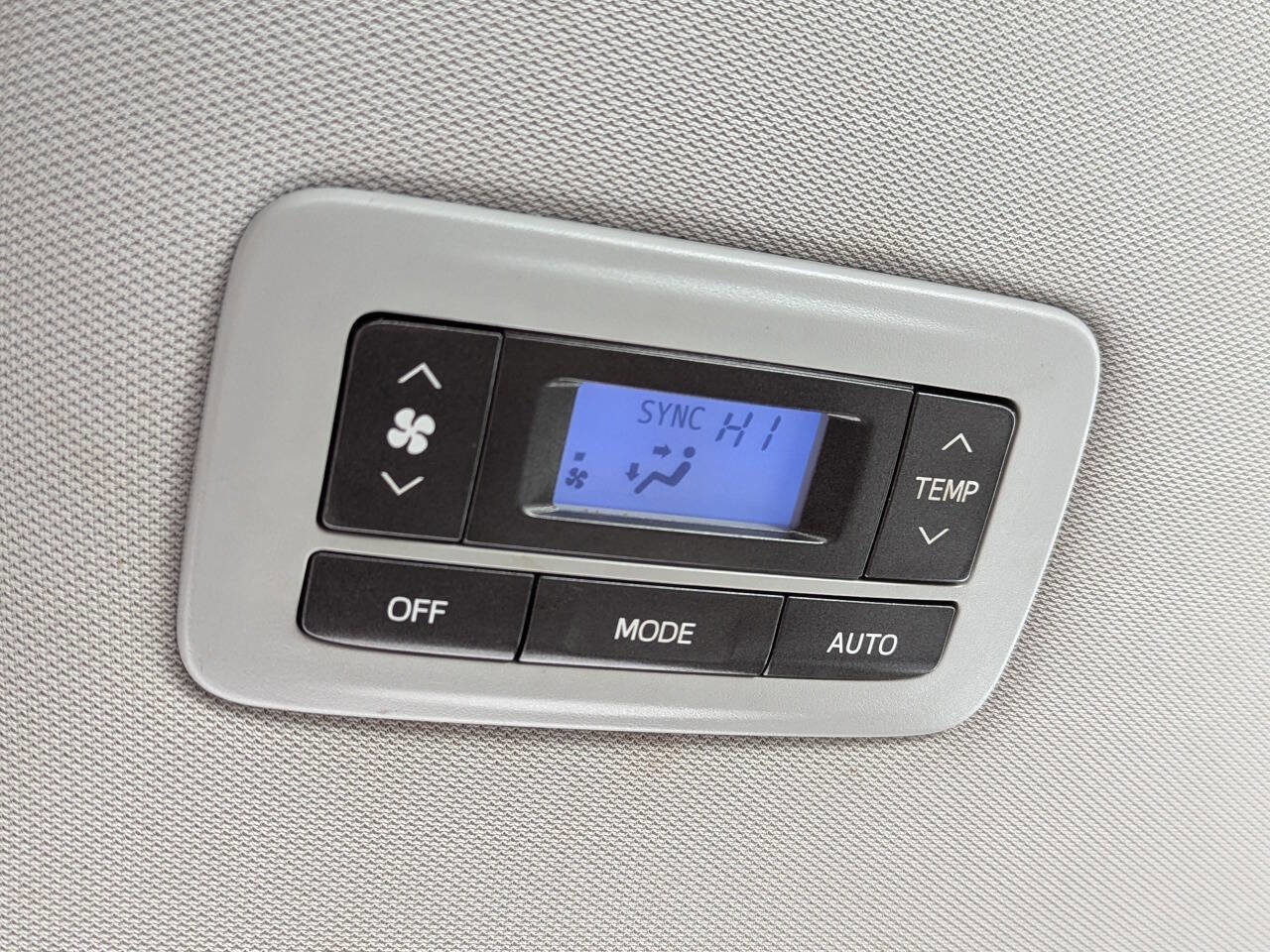 Used 2017 Toyota Sienna XLE w/ XLE Navigation Package image 26