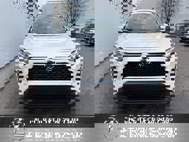 Used 2025 Toyota RAV4 XLE image 8