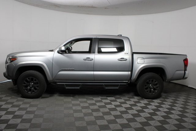 Used 2020 Toyota Tacoma SR5 image 4