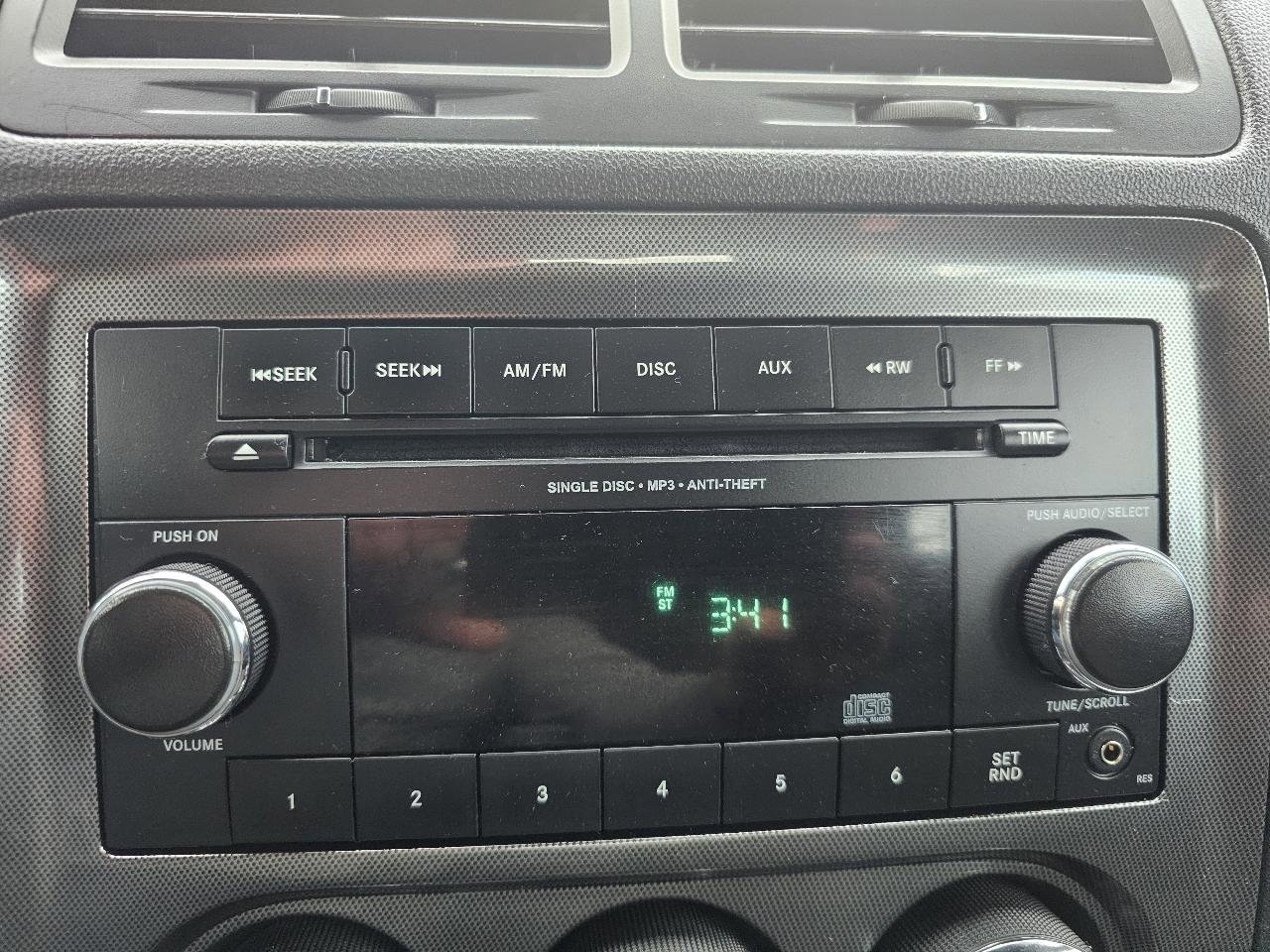 Used 2013 Dodge Challenger SXT image 14