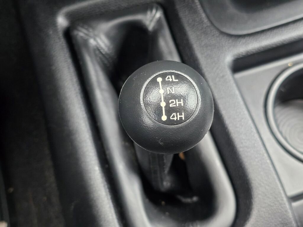 Used 2018 RAM 2500 Power Wagon w/ Leather & Luxury Group image 34