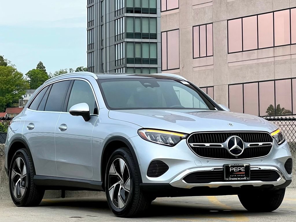 Certified 2024 Mercedes-Benz GLC 300 4MATIC image 1