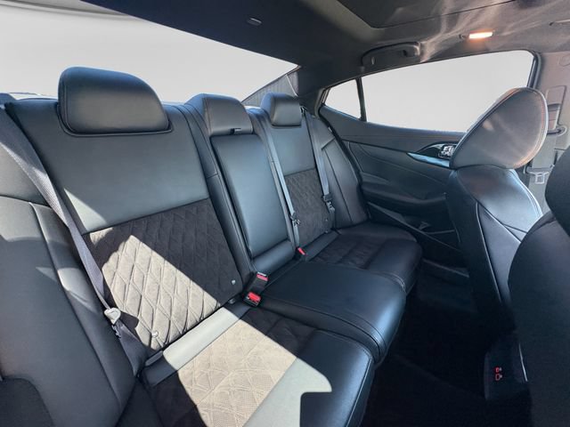 Used 2023 Nissan Maxima SR w/ Sport Mat Group FWD image 29