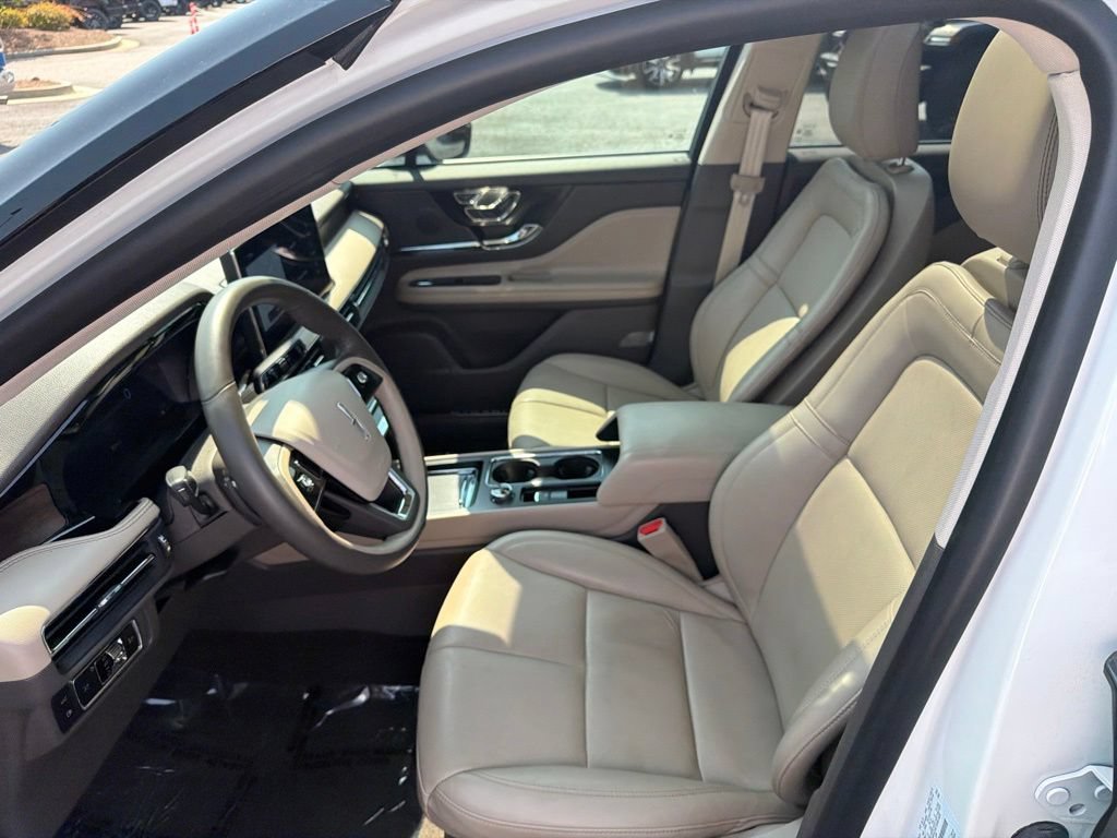 Used 2024 Lincoln Corsair Grand Touring AWD/4WD image 14