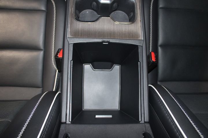 Used 2024 GMC Acadia Denali image 32