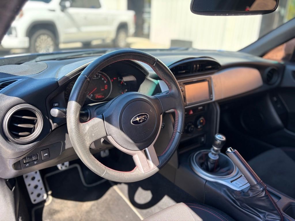Used 2013 Subaru BRZ Premium w/ Popular Pkg 2C image 16