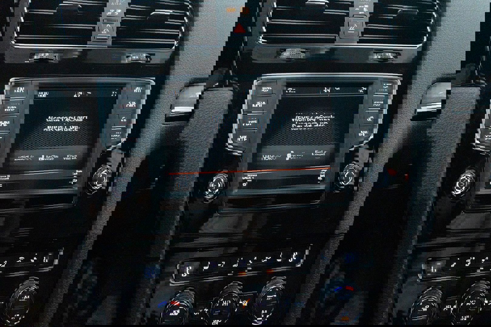 Used 2016 Volkswagen Golf 4-Door image 33