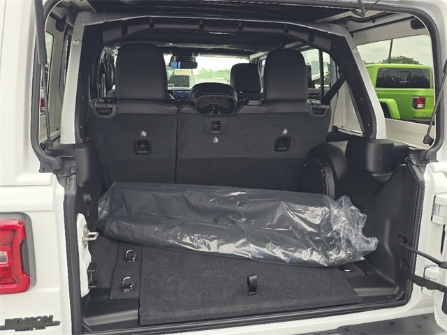 New 2025 Jeep Wrangler Sahara image 8