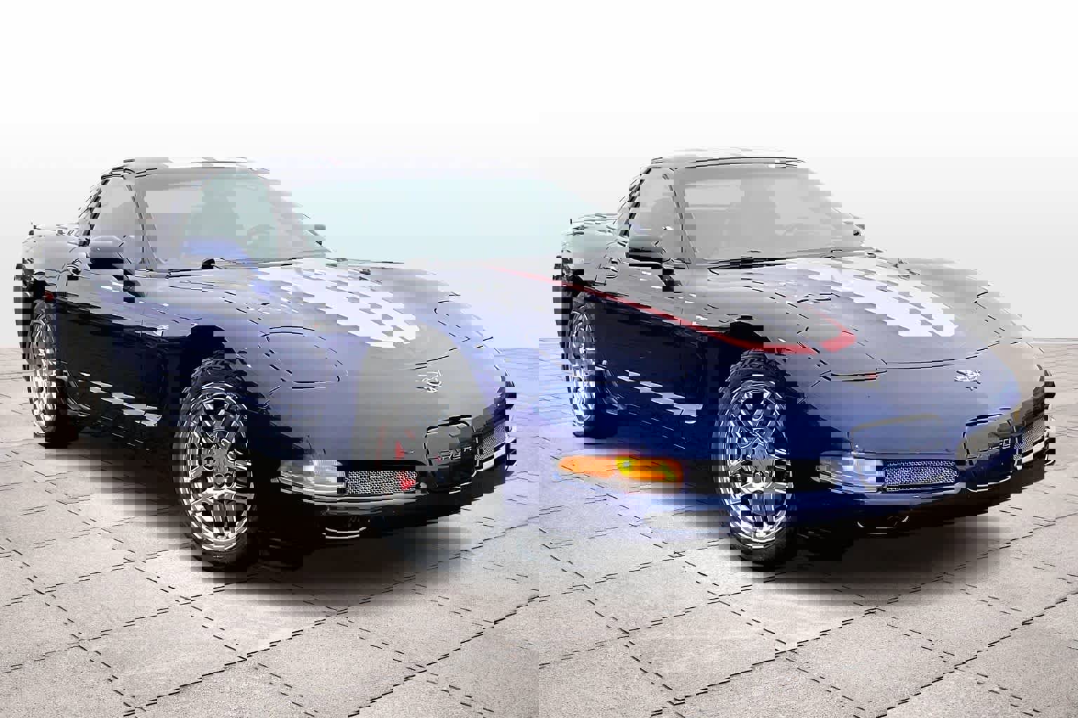 Used 2004 Chevrolet Corvette Z06 w/ Z06 Preferred Equipment Group image 2