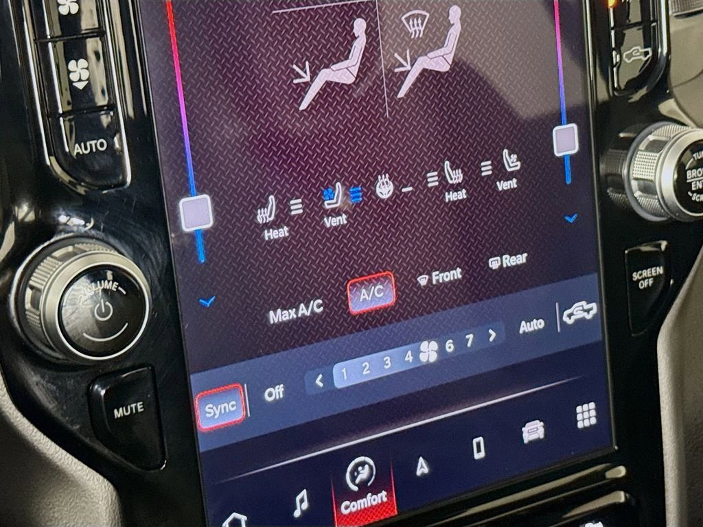 Used 2024 RAM 2500 Rebel w/ Towing Technology Group image 25