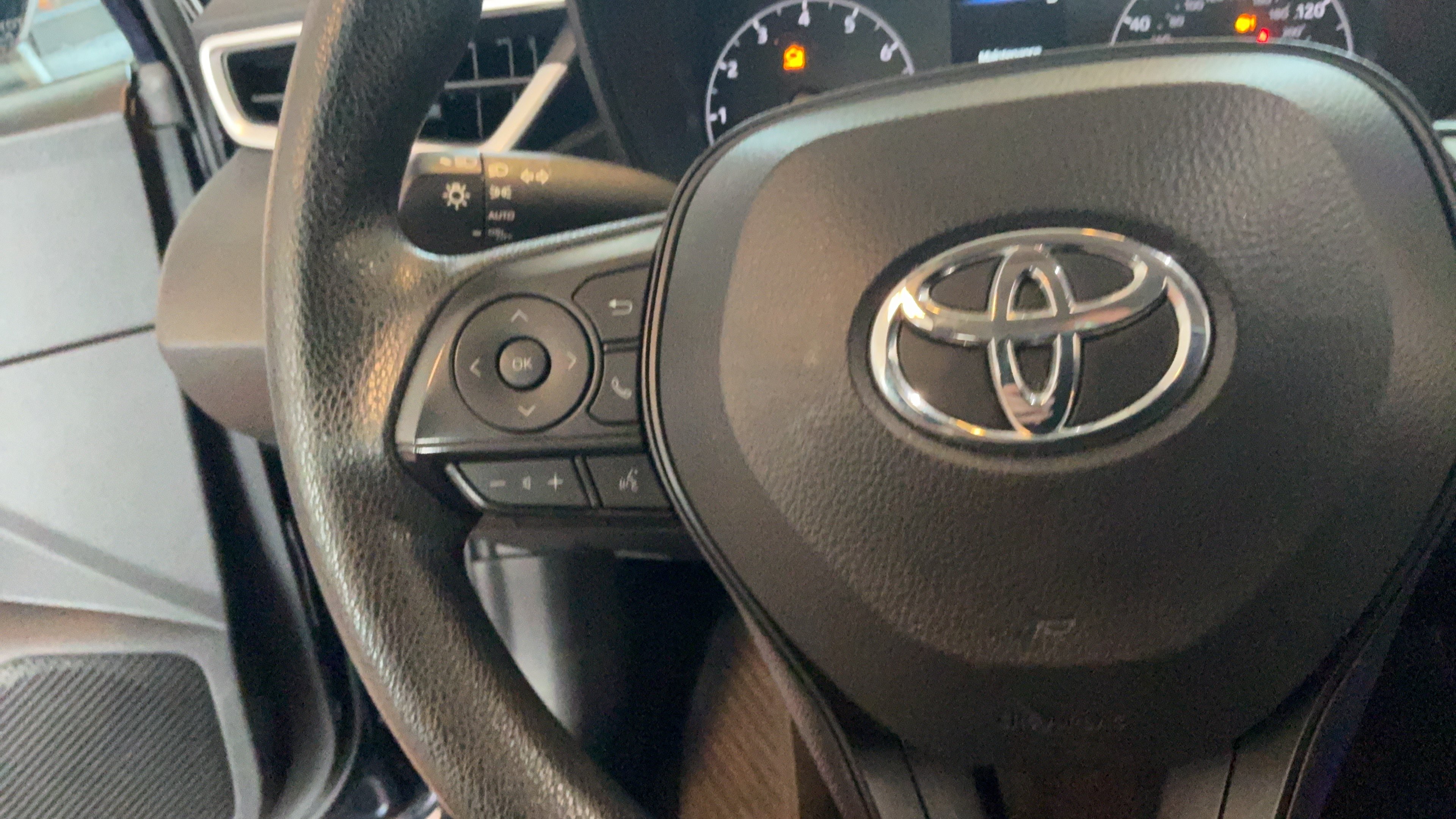 Certified 2024 Toyota Corolla LE FWD image 14