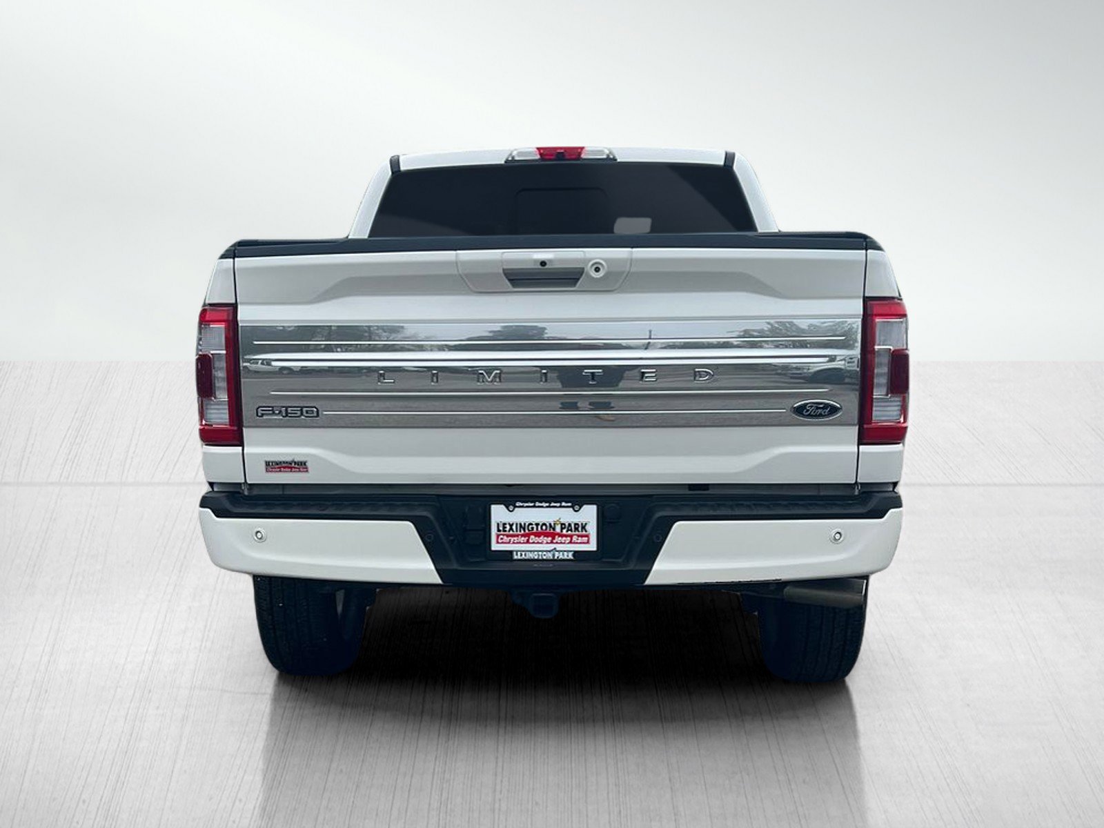 Used 2023 Ford F150 Limited image 6