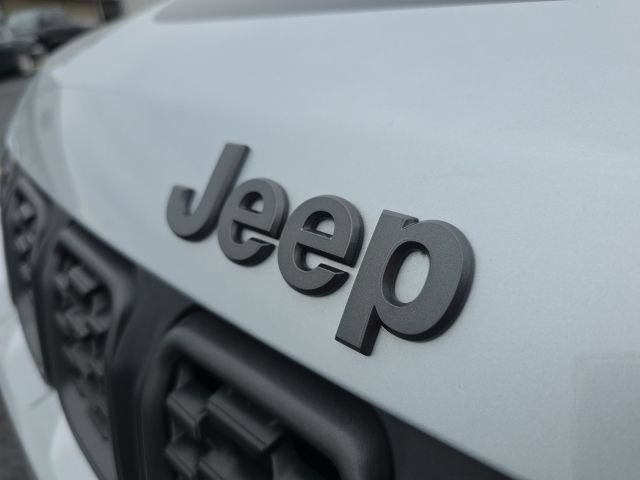Used 2024 Jeep Compass Trailhawk w/ Trailhawk Elite Group AWD/4WD image 53