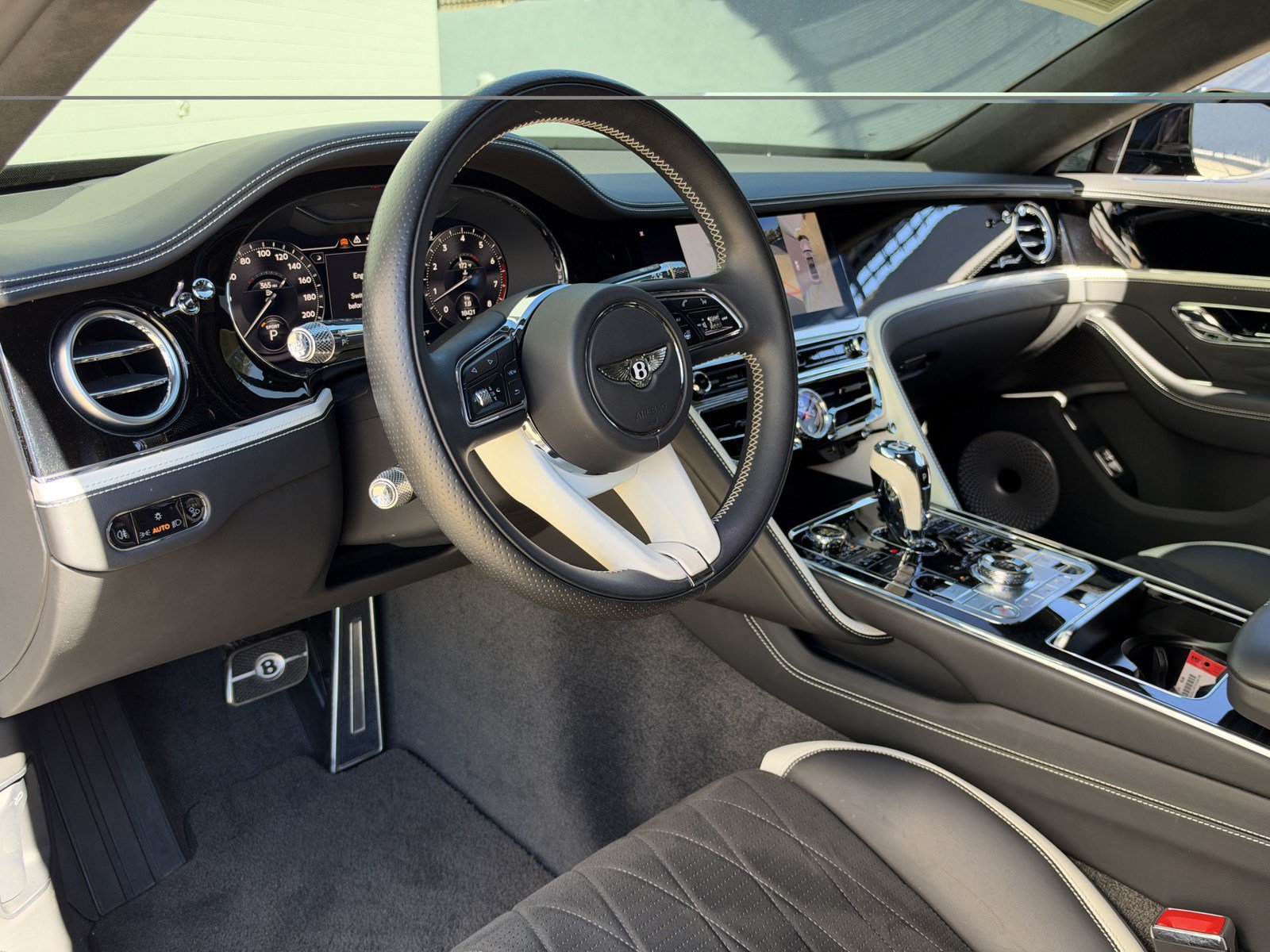 Certified 2023 Bentley Flying Spur W12 AWD/4WD image 16