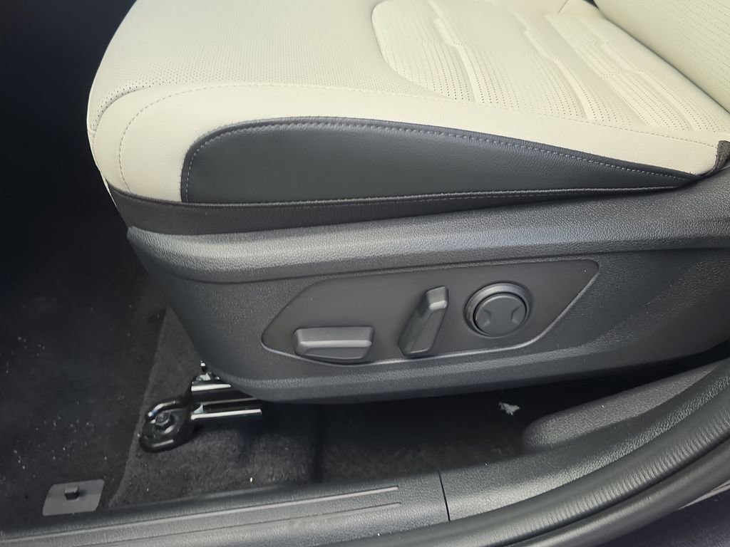 New 2026 Kia Sportage SX image 21